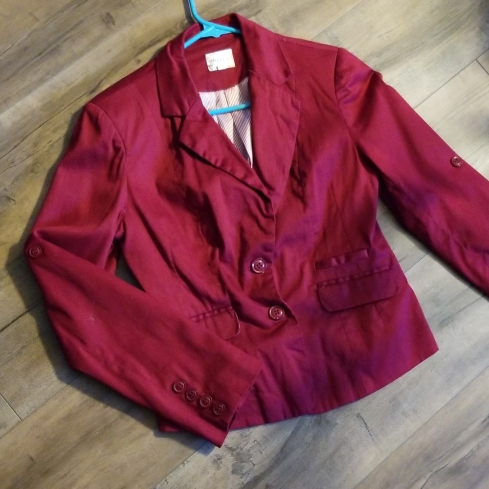 Cherish brand cute burgandy blazer